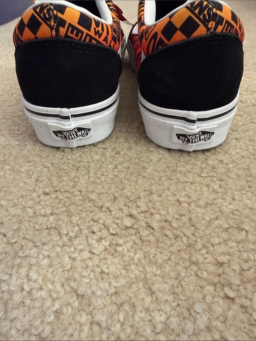 Vans Black with Red and Orange Graphic Side Stripe Old Skool NWOB - Picture 4 of 6